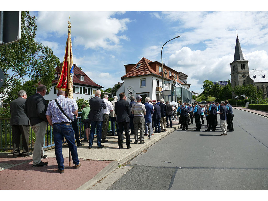 Bittprozession am Pfingstmontag (Foto: Karl-Franz Thiede)